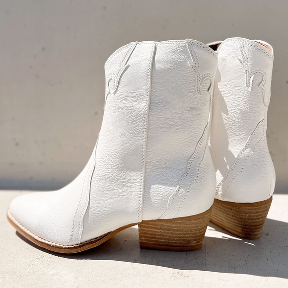 NEW Pointy Toe Stack Block Heel Zip Up Western Ankle Booties Boots Off White - Picture 5 of 15